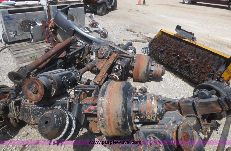 image for item F6938 Military running gear