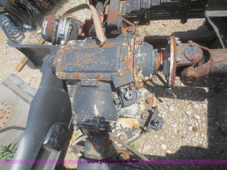 image for item F6938 Military running gear