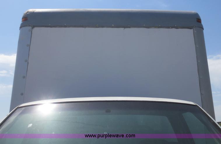 image for item F6940 Utilimaster 24' box bed