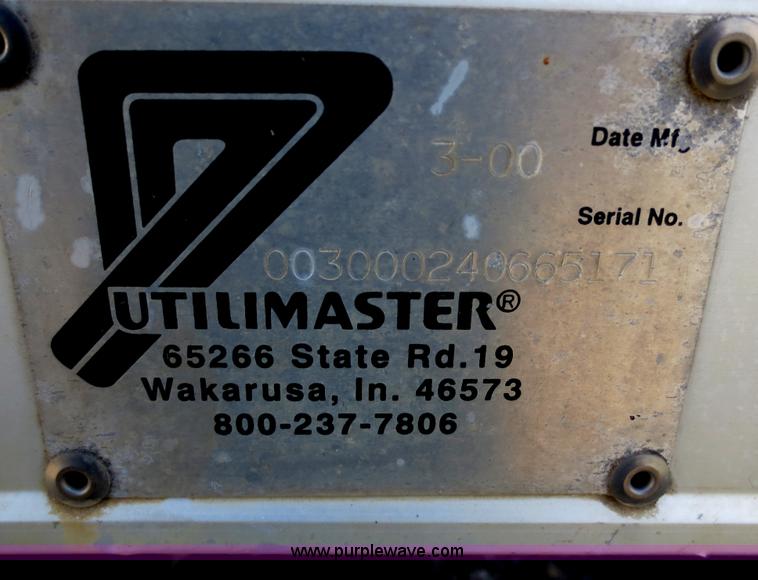 image for item F6940 Utilimaster 24' box bed