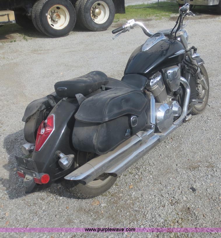 image for item F6972 2007 Honda VTX1800S Tourer motorcycle