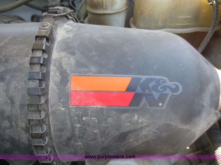 image for item F6976 2006 Ford F150 XL pickup truck