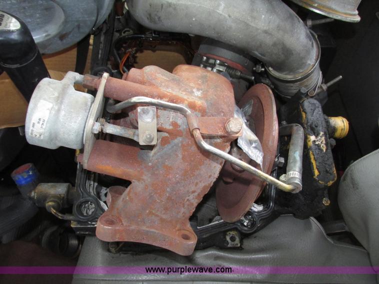 image for item F7371 2006 Kenworth T800 semi truck