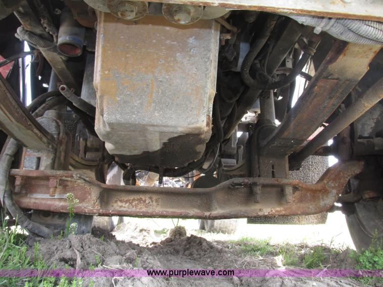 image for item F7375 2007 Kenworth T800 semi truck