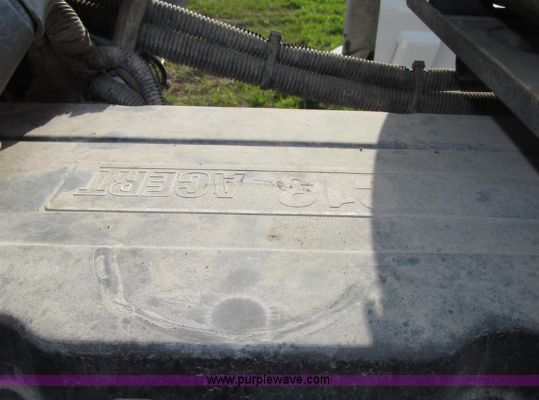 image for item F7375 2007 Kenworth T800 semi truck