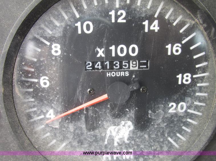 image for item F7376 2000 Mack CH613 semi truck