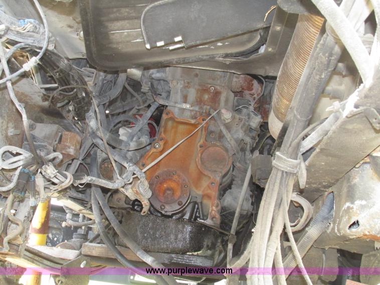 image for item F7376 2000 Mack CH613 semi truck