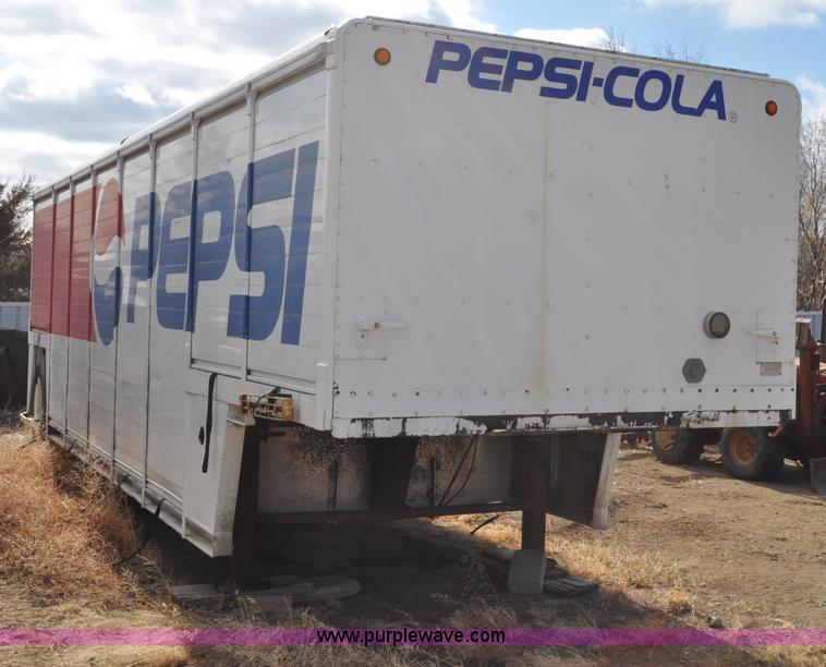 image for item G6469 1984 Centennial custom built beverage trailer