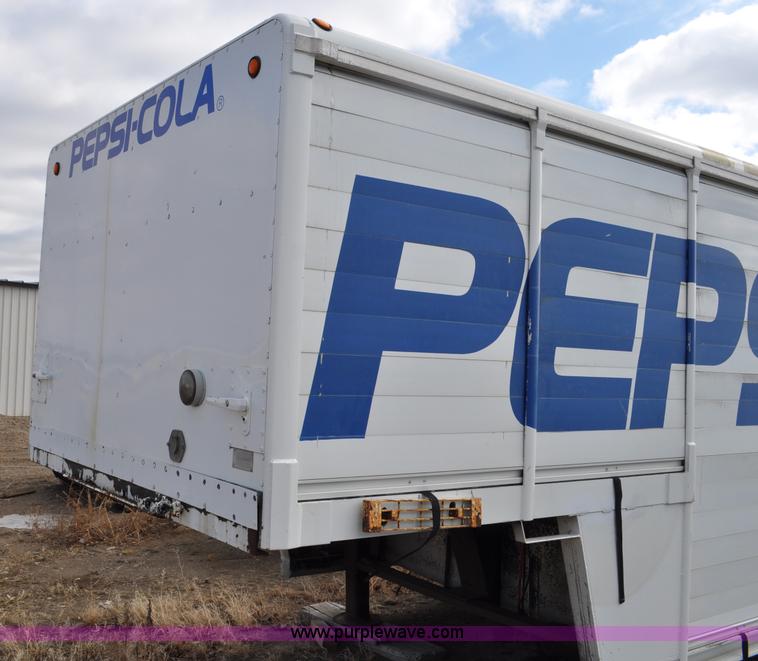 image for item G6469 1984 Centennial custom built beverage trailer