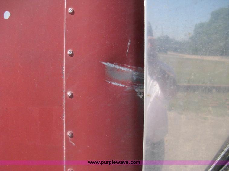 image for item G8284 1996 International F9370 semi truck