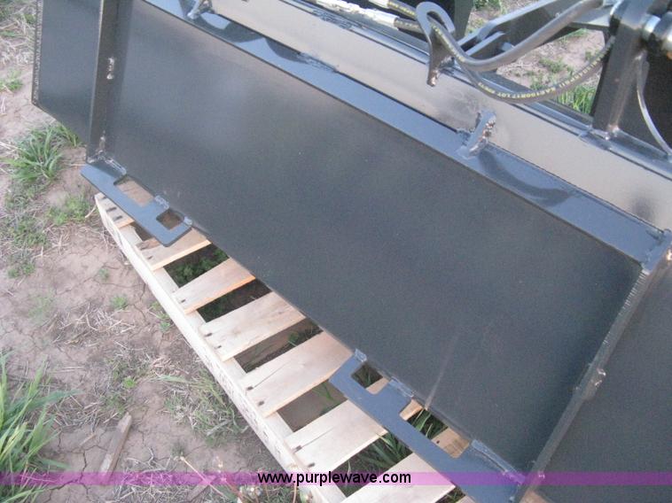 image for item G8286 Stout heavy duty 72" grapple bucket