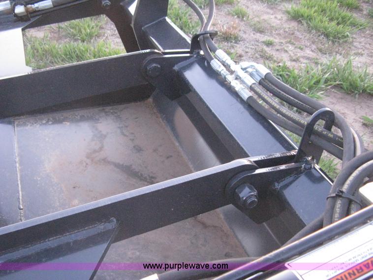 image for item G8286 Stout heavy duty 72" grapple bucket