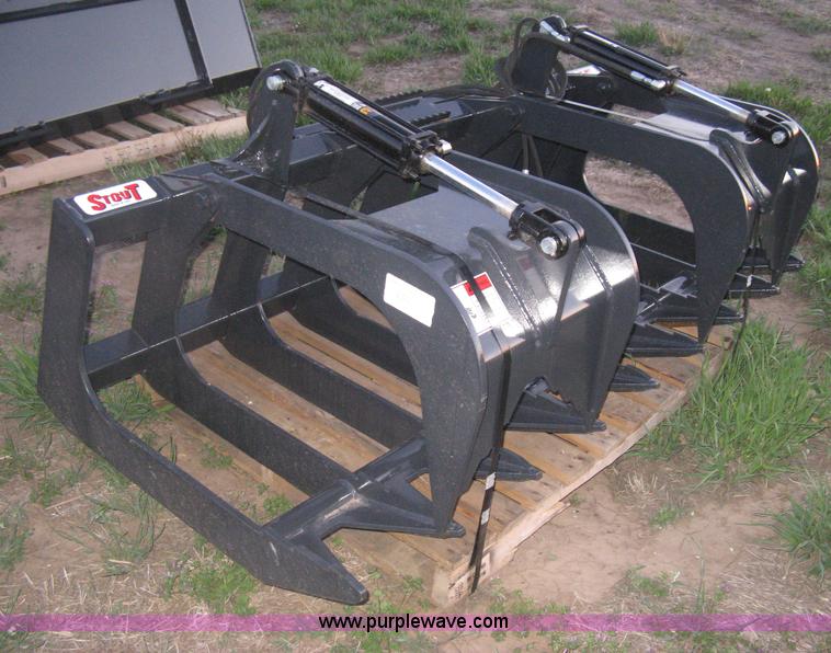 image for item G8287 Stout heavy duty 72" root/rock grapple bucket