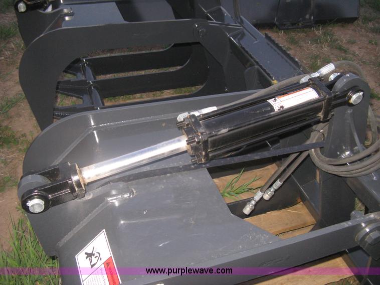 image for item G8287 Stout heavy duty 72" root/rock grapple bucket