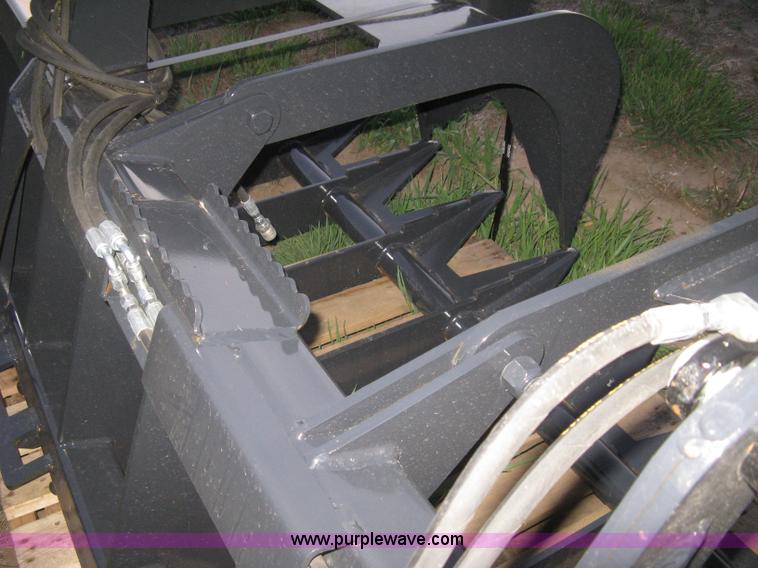 image for item G8287 Stout heavy duty 72" root/rock grapple bucket