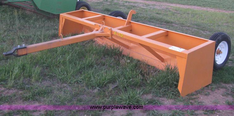image for item G8288 Speed mover box blade grader