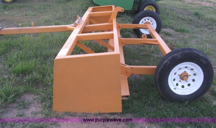 image for item G8288 Speed mover box blade grader