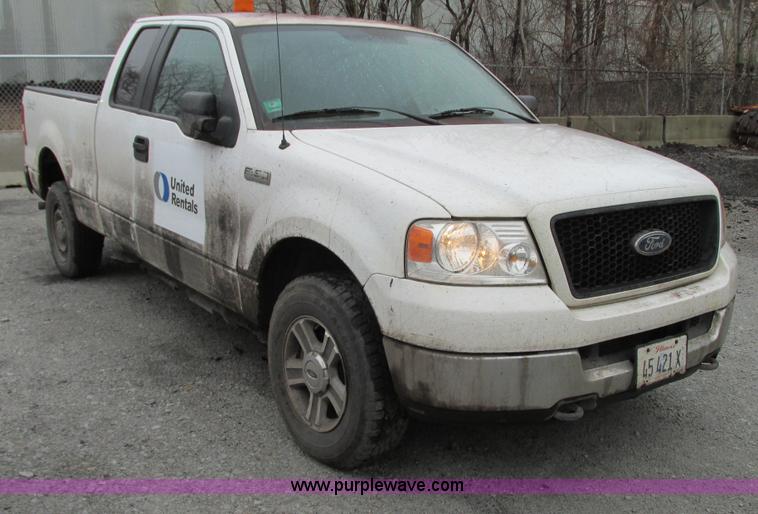 image for item G9147 2005 Ford F150 XLT SuperCab pickup truck
