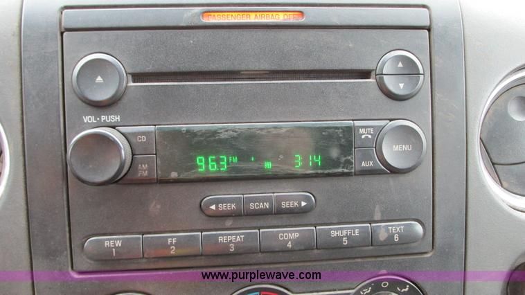 image for item G9147 2005 Ford F150 XLT SuperCab pickup truck