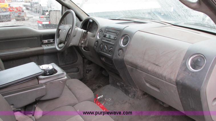 image for item G9147 2005 Ford F150 XLT SuperCab pickup truck