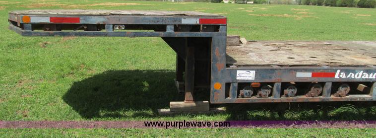 image for item G9321 1988 shop built trailer