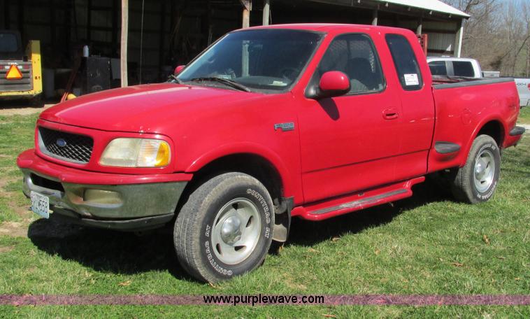 image for item G9328 1997 Ford F150 SuperCab pickup truck