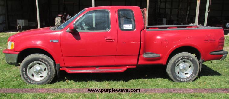 image for item G9328 1997 Ford F150 SuperCab pickup truck