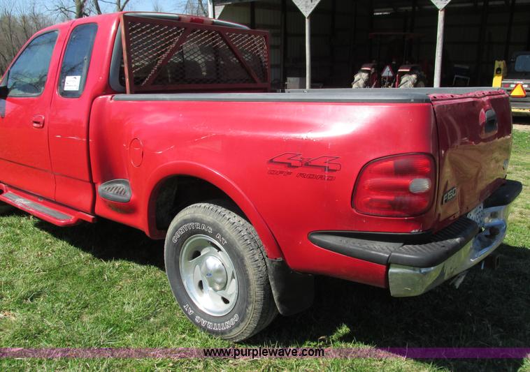 image for item G9328 1997 Ford F150 SuperCab pickup truck