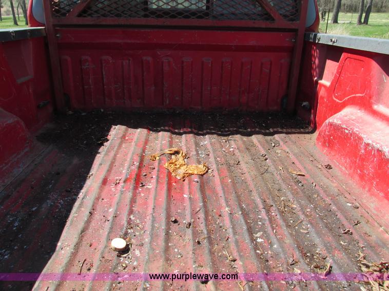 image for item G9328 1997 Ford F150 SuperCab pickup truck