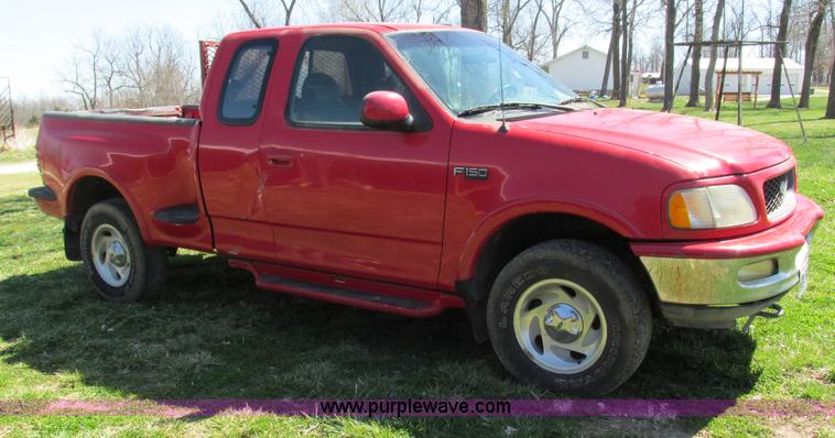 image for item G9328 1997 Ford F150 SuperCab pickup truck
