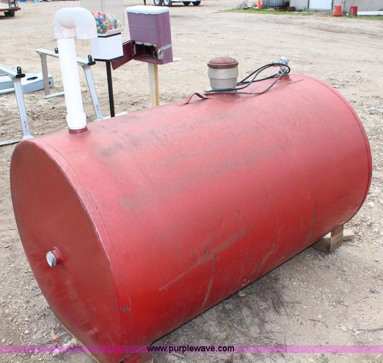 image for item H2659 300 gallon fuel tank with gauge
