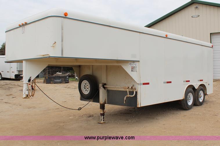 image for item H2677 2001 WW enclosed gooseneck trailer