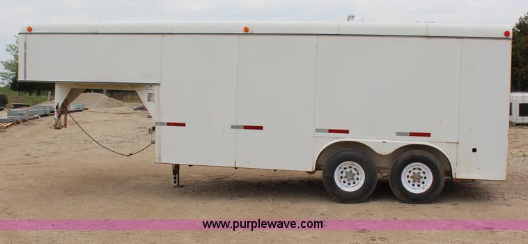 image for item H2677 2001 WW enclosed gooseneck trailer