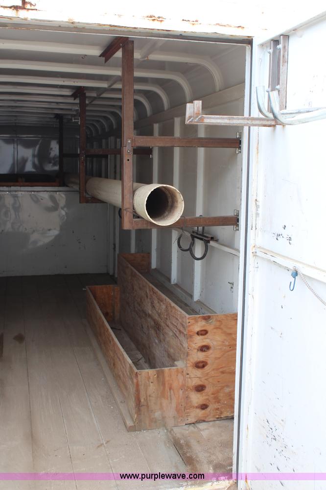 image for item H2677 2001 WW enclosed gooseneck trailer