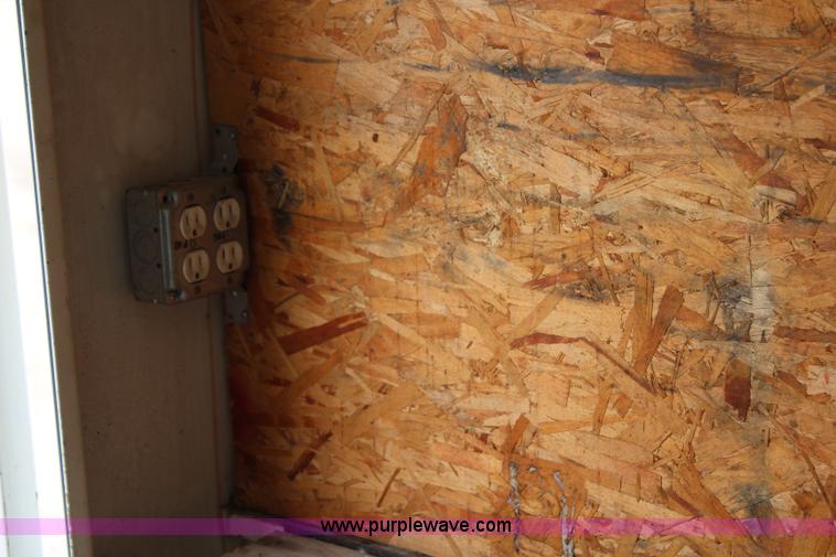 image for item H2677 2001 WW enclosed gooseneck trailer