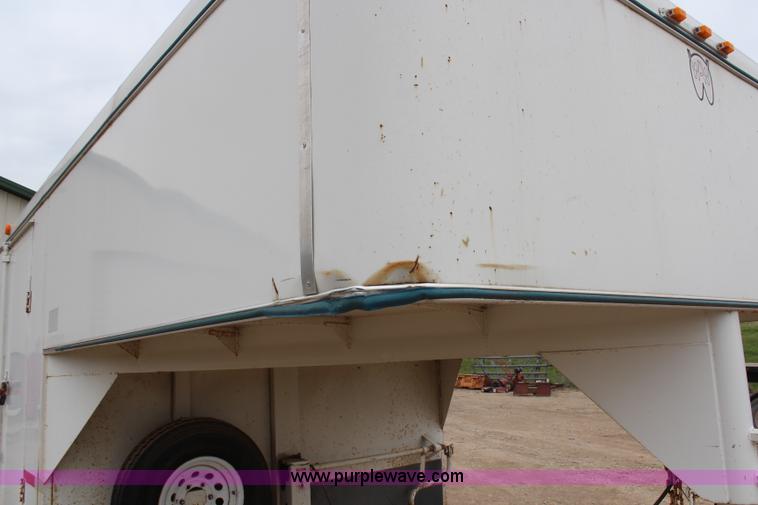image for item H2677 2001 WW enclosed gooseneck trailer
