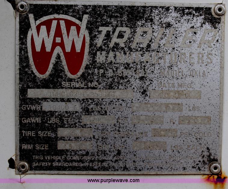 image for item H2677 2001 WW enclosed gooseneck trailer