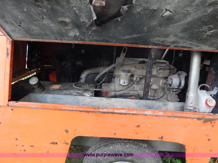 image for item H3399 Sullivan D210Q portable air compressor