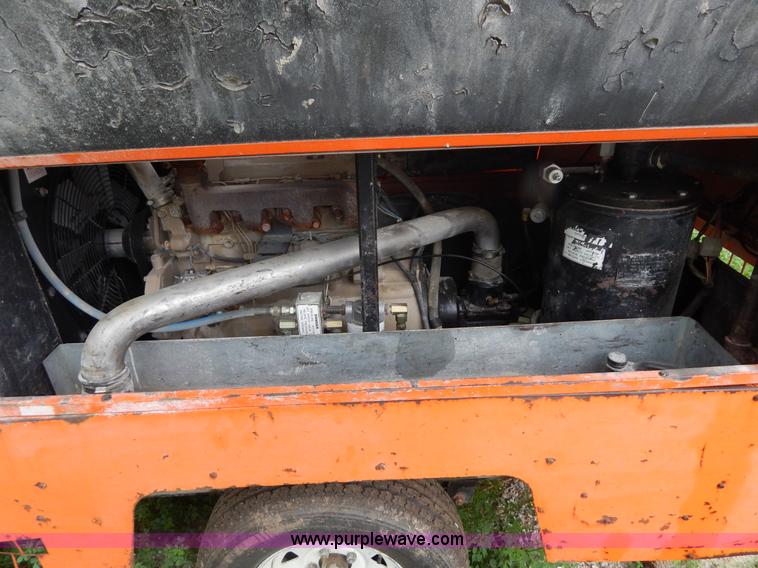 image for item H3399 Sullivan D210Q portable air compressor