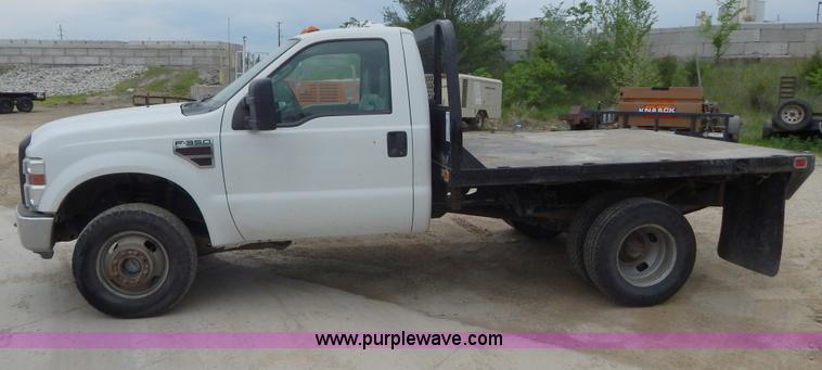 image for item H3400 2008 Ford F350 Super Duty XL flatbed pickup truck