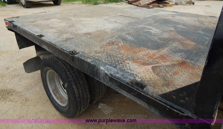 image for item H3400 2008 Ford F350 Super Duty XL flatbed pickup truck