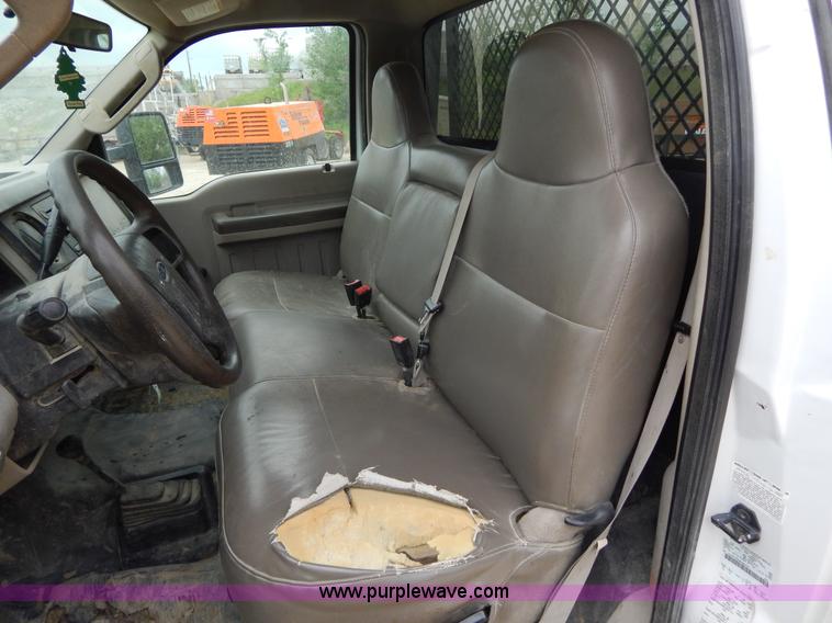image for item H3400 2008 Ford F350 Super Duty XL flatbed pickup truck