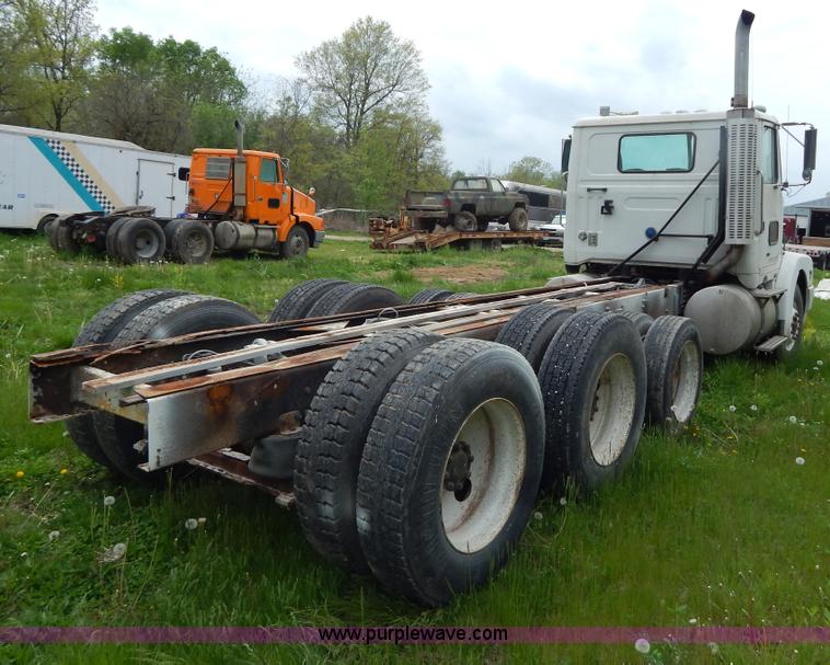 image for item H3401 1994 Volvo WIA triple axle truck cab and chassis