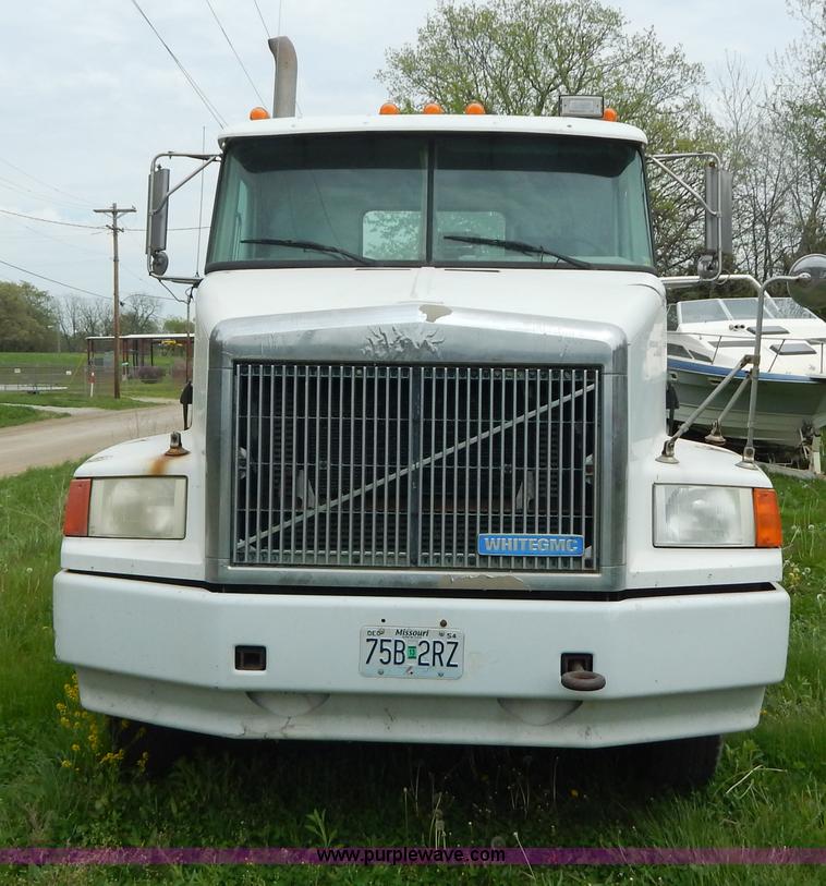 image for item H3401 1994 Volvo WIA triple axle truck cab and chassis