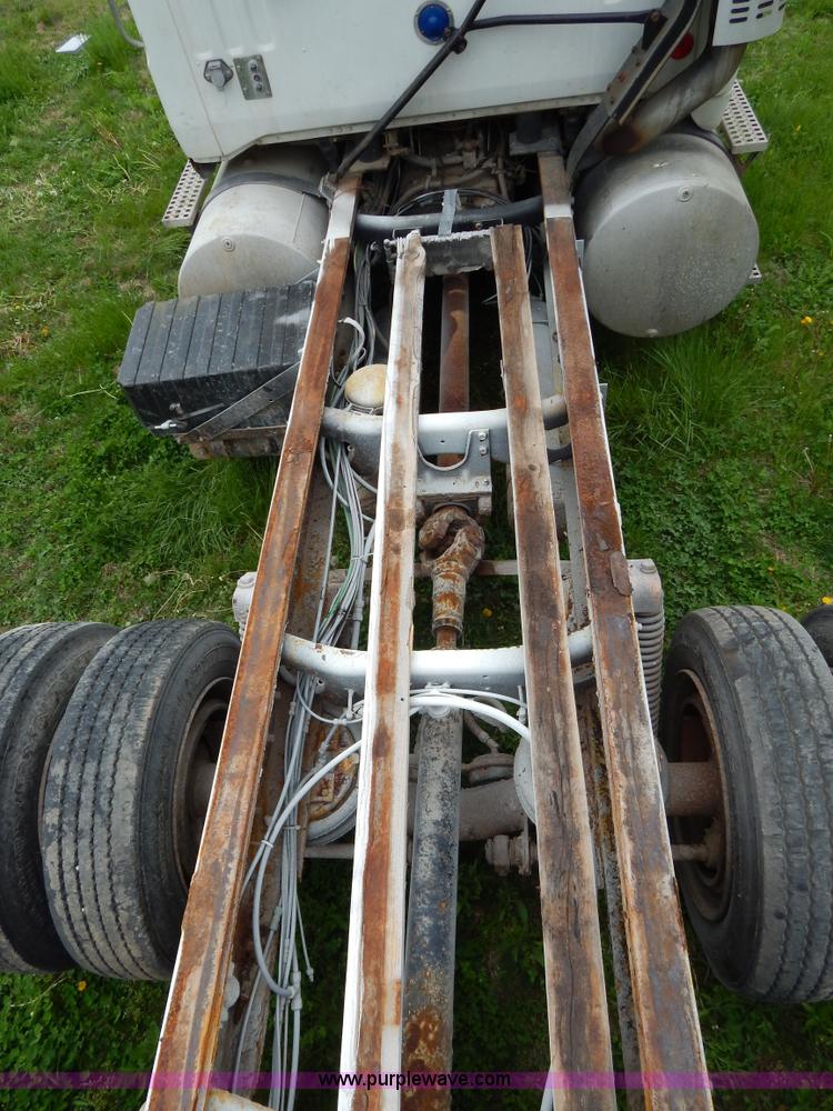 image for item H3401 1994 Volvo WIA triple axle truck cab and chassis