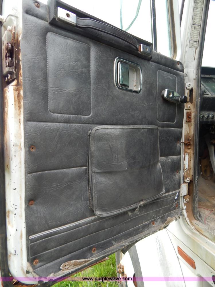 image for item H3401 1994 Volvo WIA triple axle truck cab and chassis