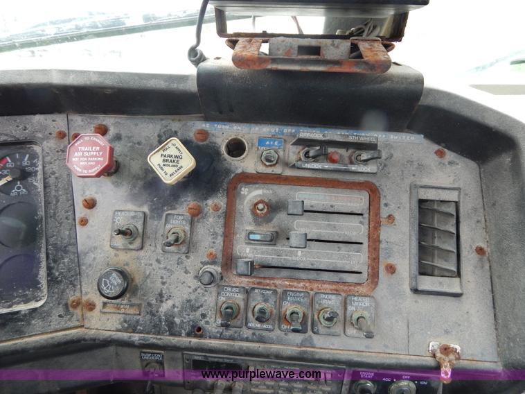 image for item H3401 1994 Volvo WIA triple axle truck cab and chassis