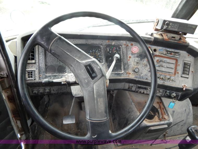 image for item H3401 1994 Volvo WIA triple axle truck cab and chassis