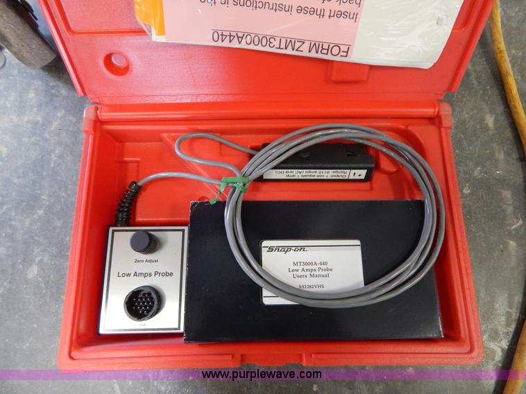 SnapOn MT3000A digital oscilloscope in Centerview, MO Item H3404 sold Purple Wave