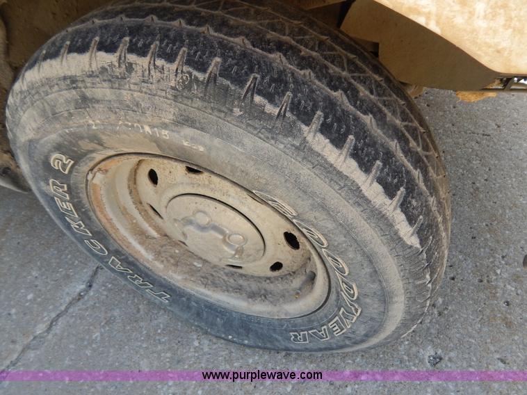 image for item H3409 2003 Ford Ranger SuperCab pickup truck